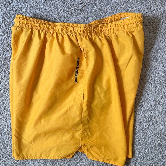 Vintage New Balance Shorts - Picture 5 of 8
